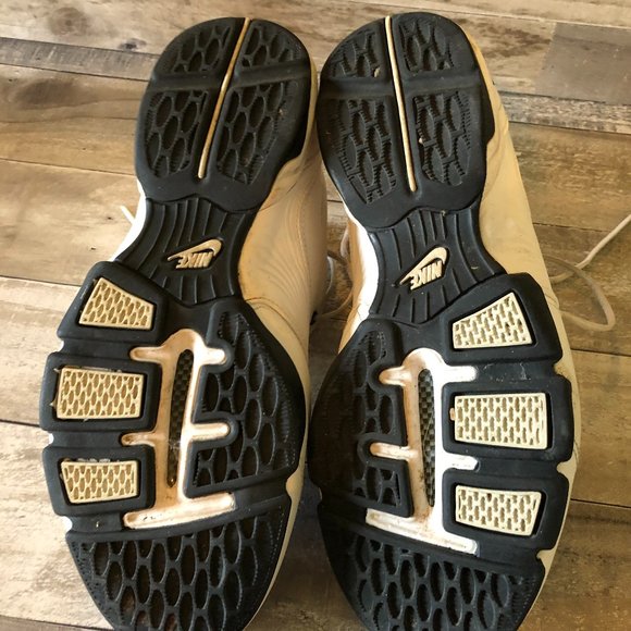 Nike Air Court Shoes - Picture 3 of 3